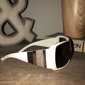AUTHENTIC Christian Dior Sunglasses